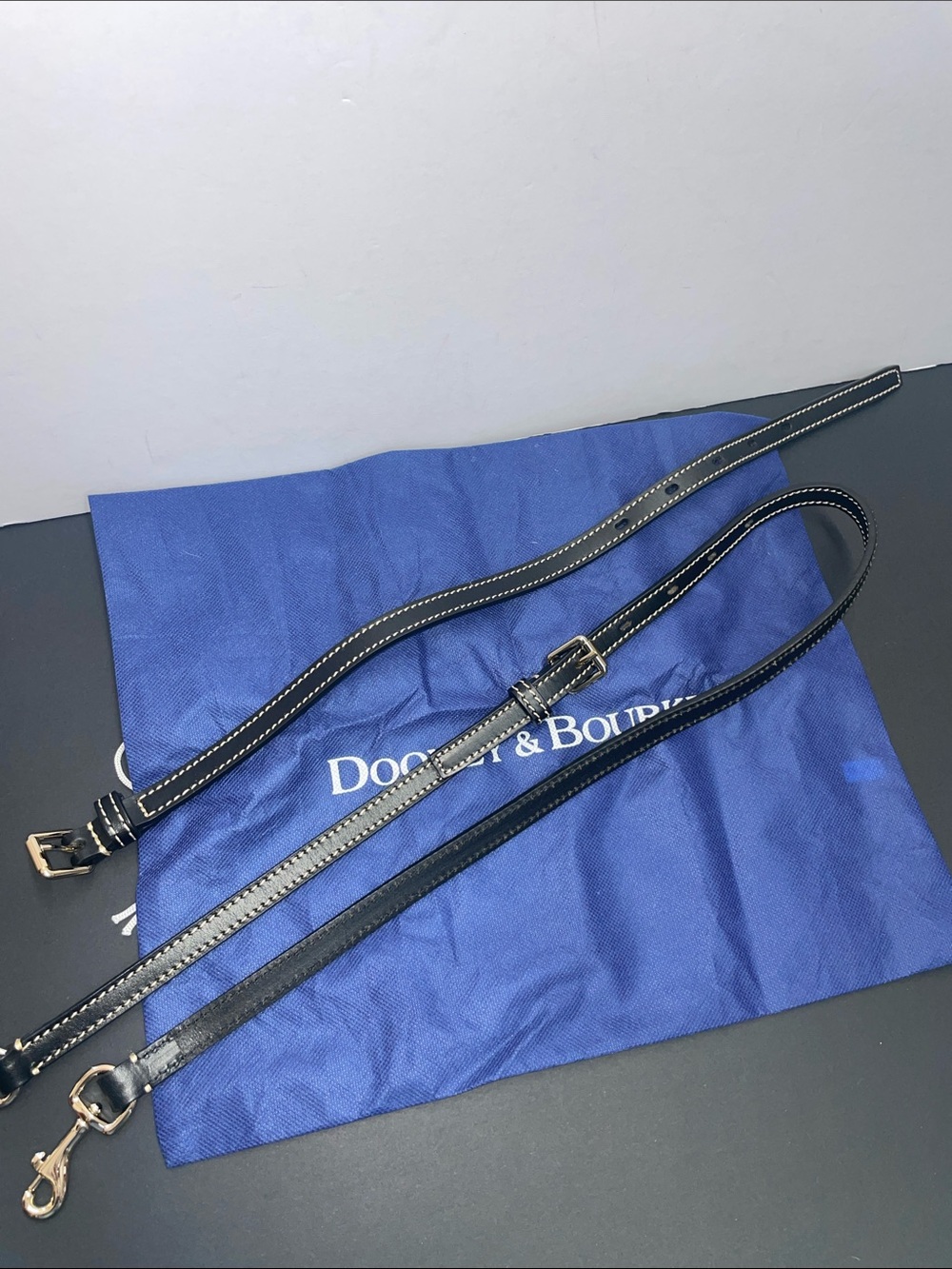 Dooney & Bourke Pebble Grain Zip Camera Crossbody - Picture 3 of 11